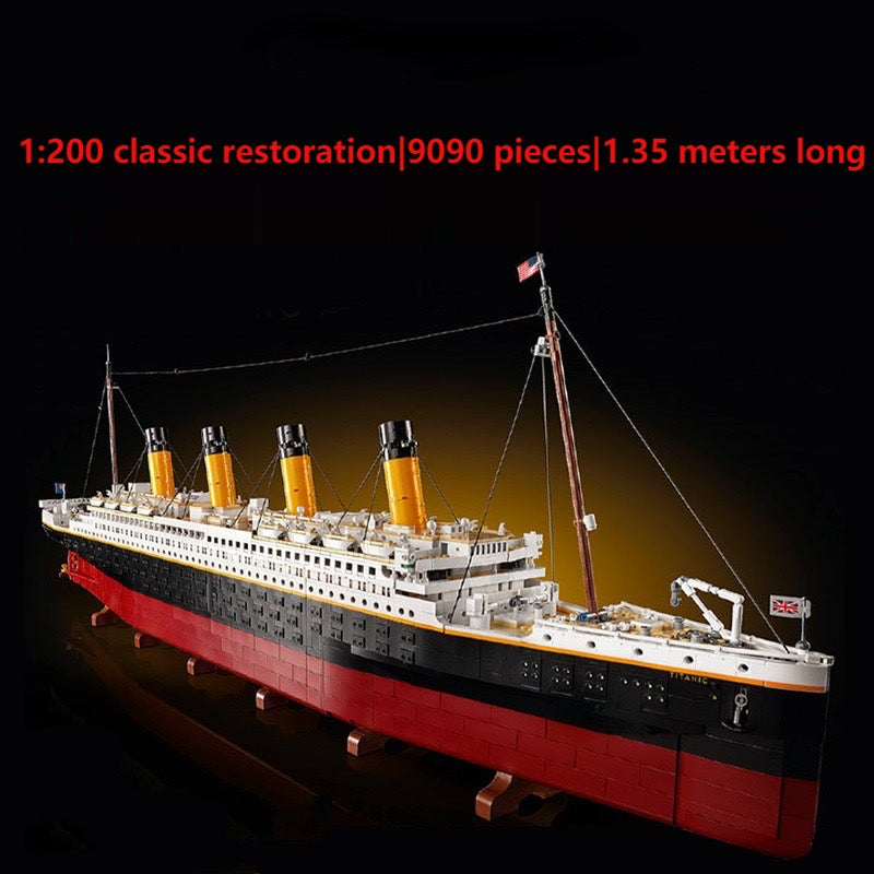 Titanic Building Blocks Set