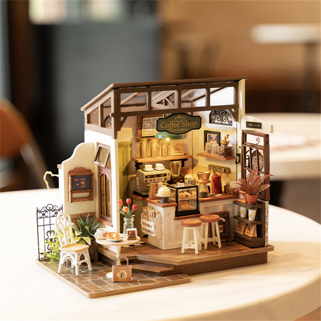 DIY Miniature Dollhouse Kit