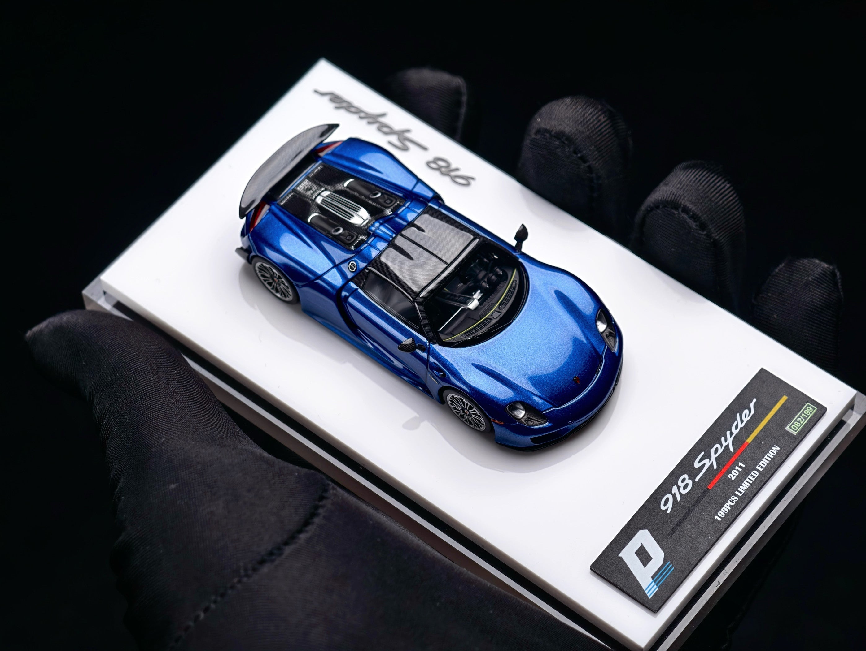 1:64 Porsche 918 Resin Model