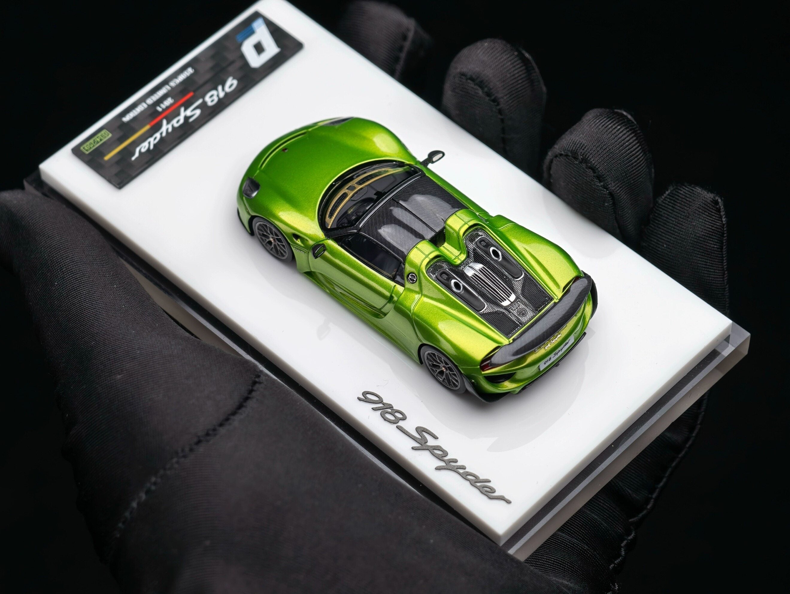 1:64 Porsche 918 Resin Model